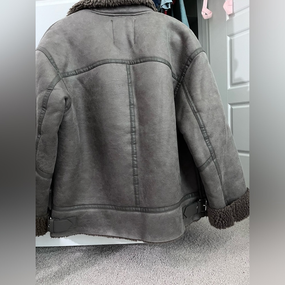 Zara Jacket - Picture 2 of 3